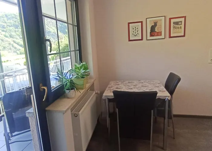 아파트 Mit Blick Auf Moselloreley *